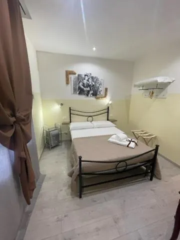 Home Meryem Locazione Turistica Verona 3*,