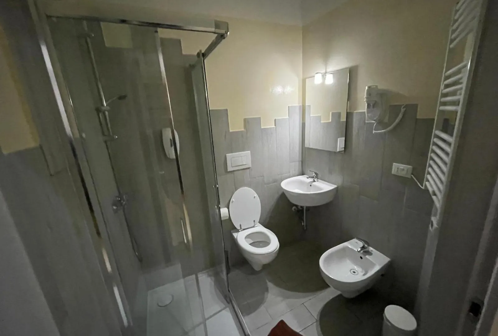 Home Meryem Locazione Turistica Verona